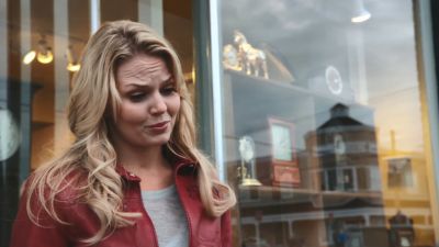 Once_Upon_A_Time_-_S01E02_28265229.jpg