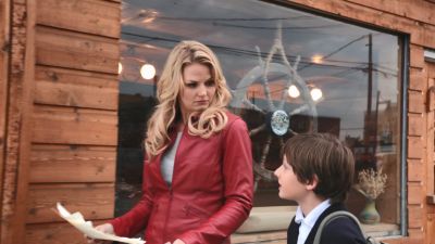 Once_Upon_A_Time_-_S01E02_28274229.jpg