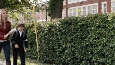 Once_Upon_A_Time_-_S01E02_28277129.jpg