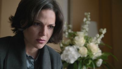 Once_Upon_A_Time_-_S01E02_2827729.jpg