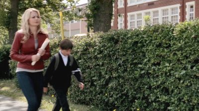 Once_Upon_A_Time_-_S01E02_28277329.jpg