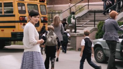 Once_Upon_A_Time_-_S01E02_28281229.jpg