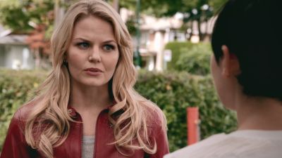 Once_Upon_A_Time_-_S01E02_28284729.jpg
