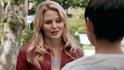 Once_Upon_A_Time_-_S01E02_28291529.jpg