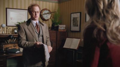 Once_Upon_A_Time_-_S01E02_28303129.jpg