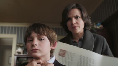 Once_Upon_A_Time_-_S01E02_2830529.jpg