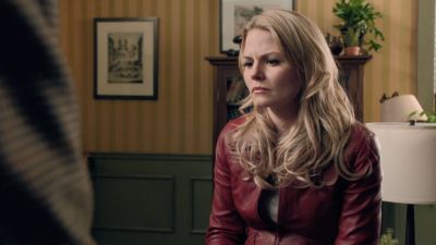 Once_Upon_A_Time_-_S01E02_28315929.jpg