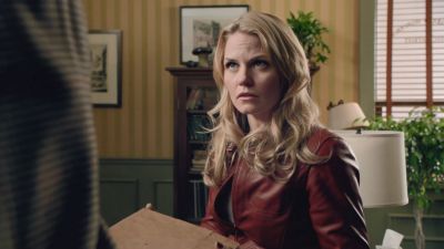 Once_Upon_A_Time_-_S01E02_28329029.jpg