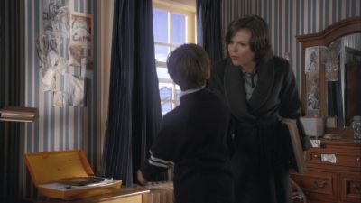 Once_Upon_A_Time_-_S01E02_2833029.jpg