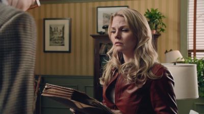 Once_Upon_A_Time_-_S01E02_28332629.jpg