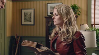 Once_Upon_A_Time_-_S01E02_28332829.jpg