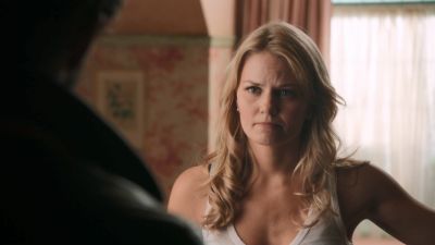 Once_Upon_A_Time_-_S01E02_28350929.jpg