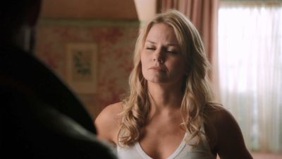 Once_Upon_A_Time_-_S01E02_28352729.jpg