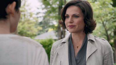 Once_Upon_A_Time_-_S01E02_28368629.jpg