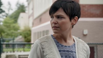 Once_Upon_A_Time_-_S01E02_28372329.jpg