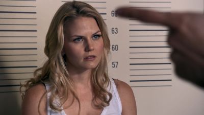 Once_Upon_A_Time_-_S01E02_28393229.jpg
