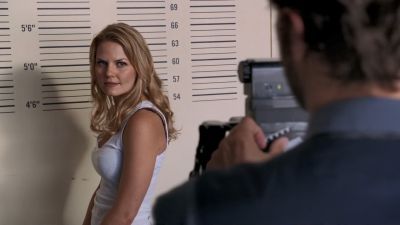 Once_Upon_A_Time_-_S01E02_28397029.jpg