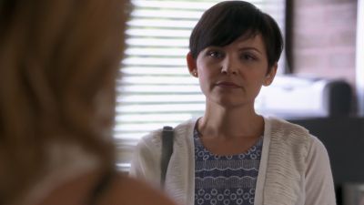 Once_Upon_A_Time_-_S01E02_28410329.jpg