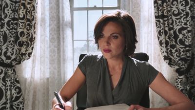 Once_Upon_A_Time_-_S01E02_28414629.jpg