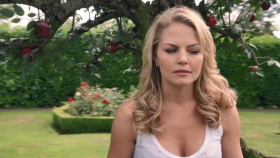 Once_Upon_A_Time_-_S01E02_28423429.jpg
