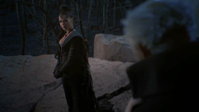 Once_Upon_A_Time_-_S01E02_28428929.jpg