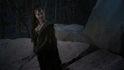 Once_Upon_A_Time_-_S01E02_28429829.jpg