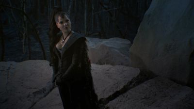 Once_Upon_A_Time_-_S01E02_28429929.jpg