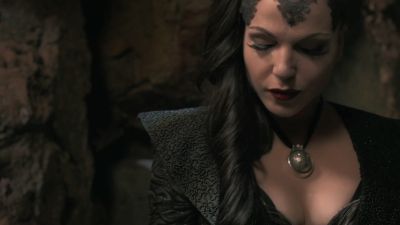 Once_Upon_A_Time_-_S01E02_28448529.jpg