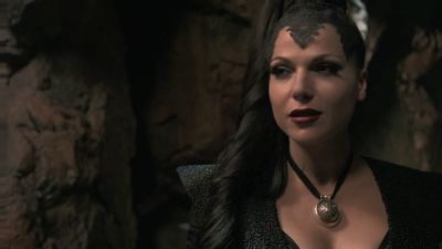 Once_Upon_A_Time_-_S01E02_28449529.jpg
