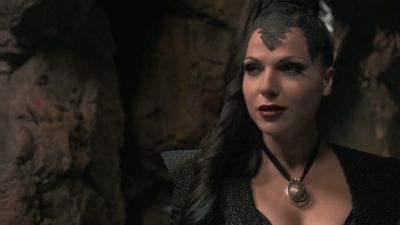 Once_Upon_A_Time_-_S01E02_28449629.jpg