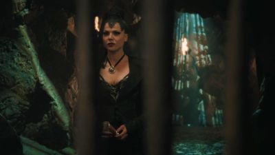 Once_Upon_A_Time_-_S01E02_28456229.jpg