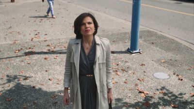 Once_Upon_A_Time_-_S01E02_2845629.jpg