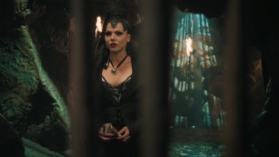 Once_Upon_A_Time_-_S01E02_28456329.jpg