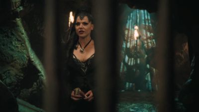 Once_Upon_A_Time_-_S01E02_28456429.jpg
