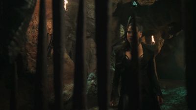 Once_Upon_A_Time_-_S01E02_28459829.jpg