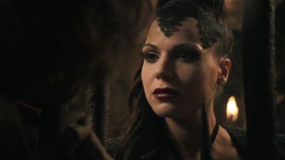 Once_Upon_A_Time_-_S01E02_28463729.jpg