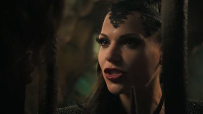 Once_Upon_A_Time_-_S01E02_28475429.jpg