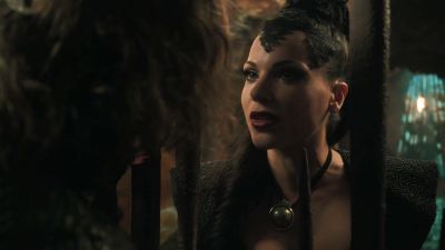 Once_Upon_A_Time_-_S01E02_28476829.jpg