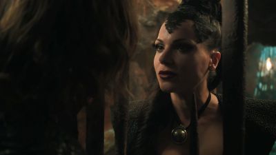 Once_Upon_A_Time_-_S01E02_28477129.jpg