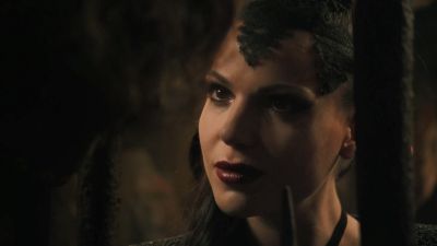 Once_Upon_A_Time_-_S01E02_28482529.jpg
