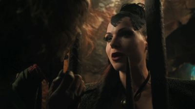 Once_Upon_A_Time_-_S01E02_28486229.jpg