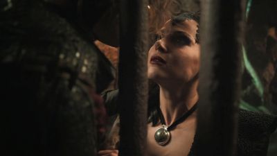 Once_Upon_A_Time_-_S01E02_28501929.jpg
