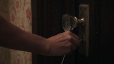 Once_Upon_A_Time_-_S01E02_28517529.jpg