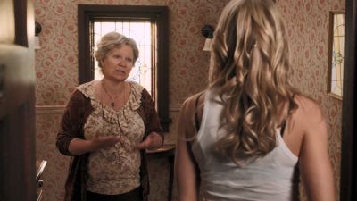 Once_Upon_A_Time_-_S01E02_28520829.jpg