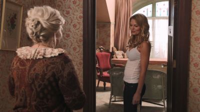 Once_Upon_A_Time_-_S01E02_28523929.jpg