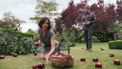 Once_Upon_A_Time_-_S01E02_28530029.jpg