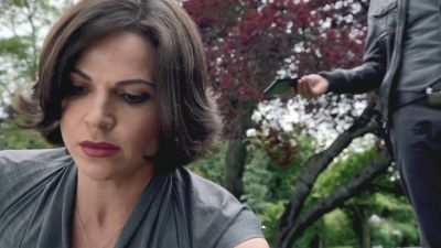 Once_Upon_A_Time_-_S01E02_28537829.jpg
