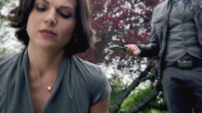 Once_Upon_A_Time_-_S01E02_28546129.jpg