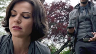 Once_Upon_A_Time_-_S01E02_28546429.jpg
