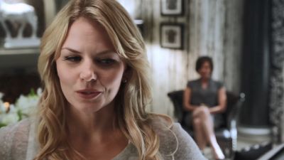 Once_Upon_A_Time_-_S01E02_28584829.jpg